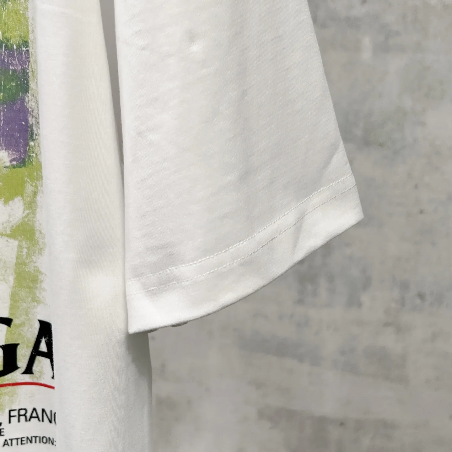 【 . Quality】BALENCI*GA/ .SS 26 New Arrival 。 LOGO T 。 . Authentic 。 ！ ZP 。 260 ， . ， ， 。 。 ， 。 OS . Same Style ：BL 263785 ：White Size：XS S M L